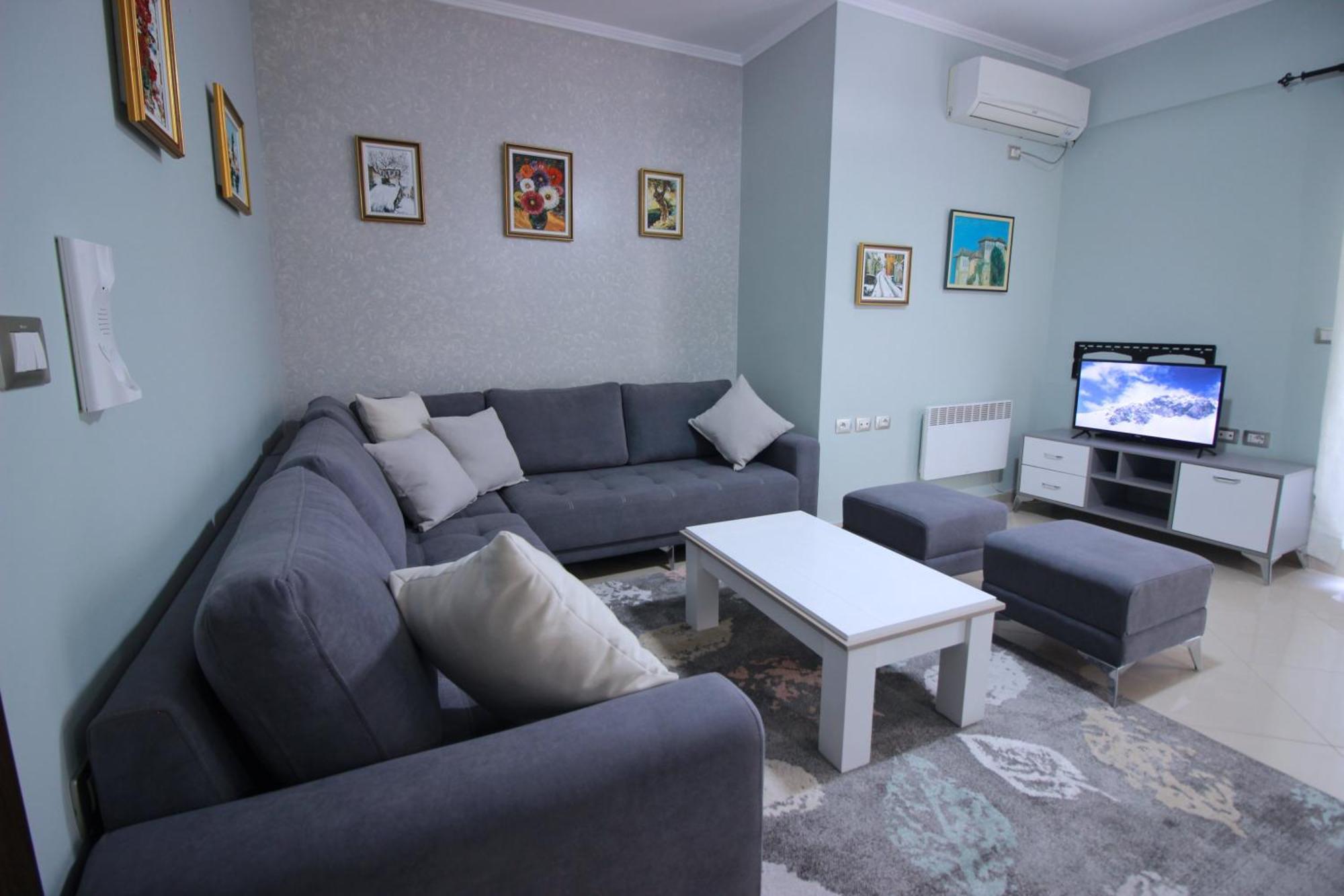 Apartament Duzgo Gjirokastër Buitenkant foto