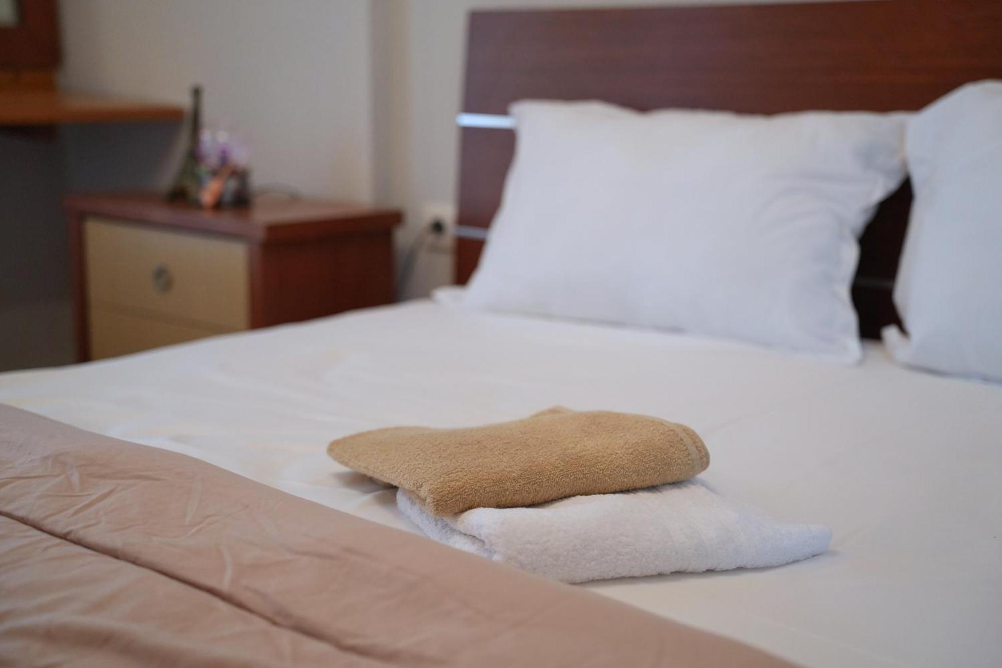 Apartament Duzgo Gjirokastër Buitenkant foto